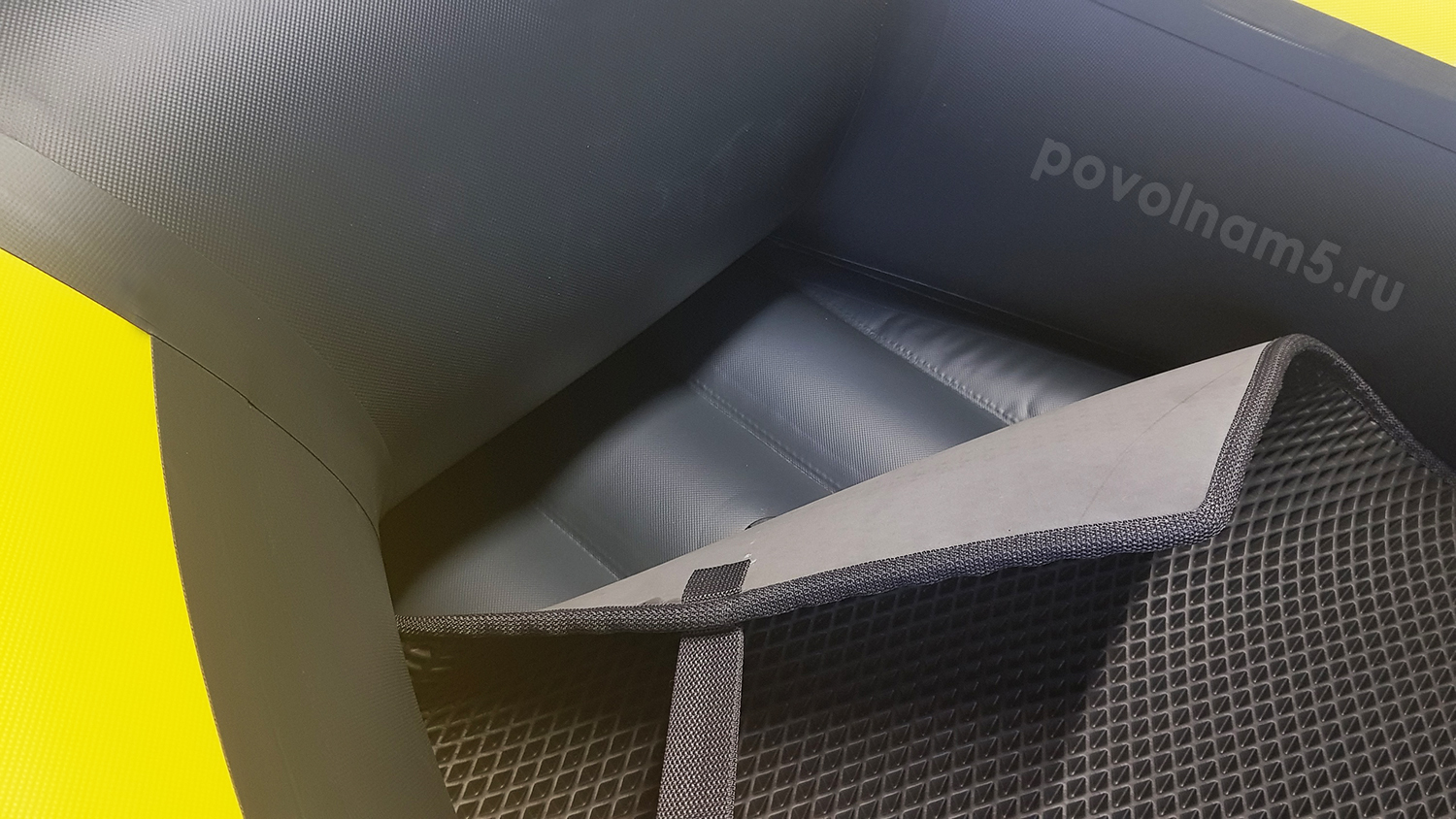 Коврик ЭВА для лодки Reef 390