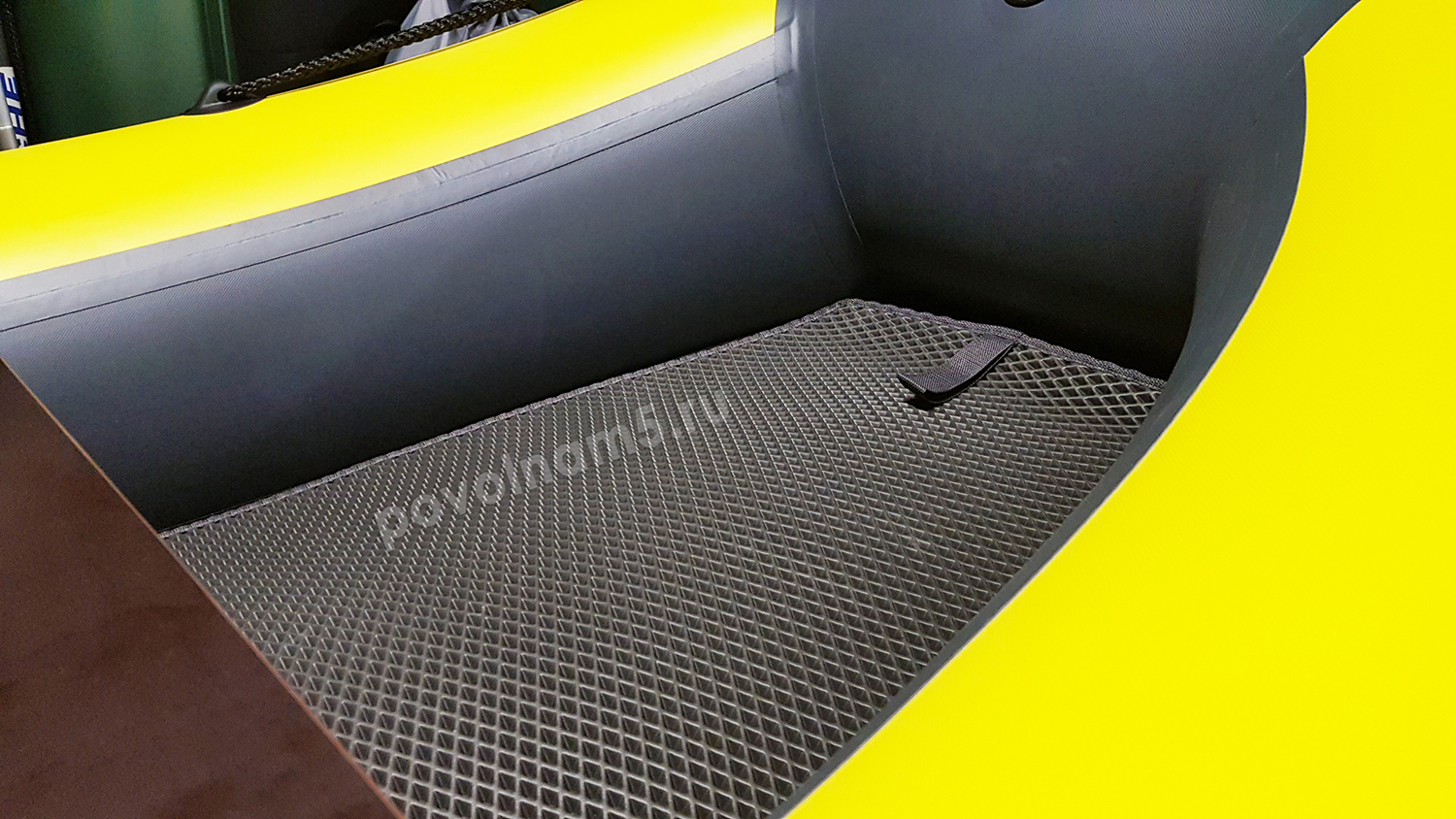 Коврик ЭВА для лодки Reef 390